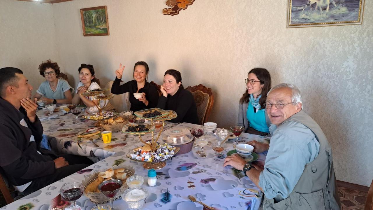 Kyzart Guesthouse Bagysh Eksteriør bilde