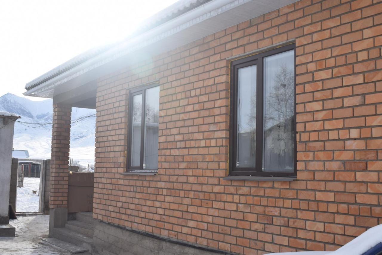 Kyzart Guesthouse Bagysh Eksteriør bilde